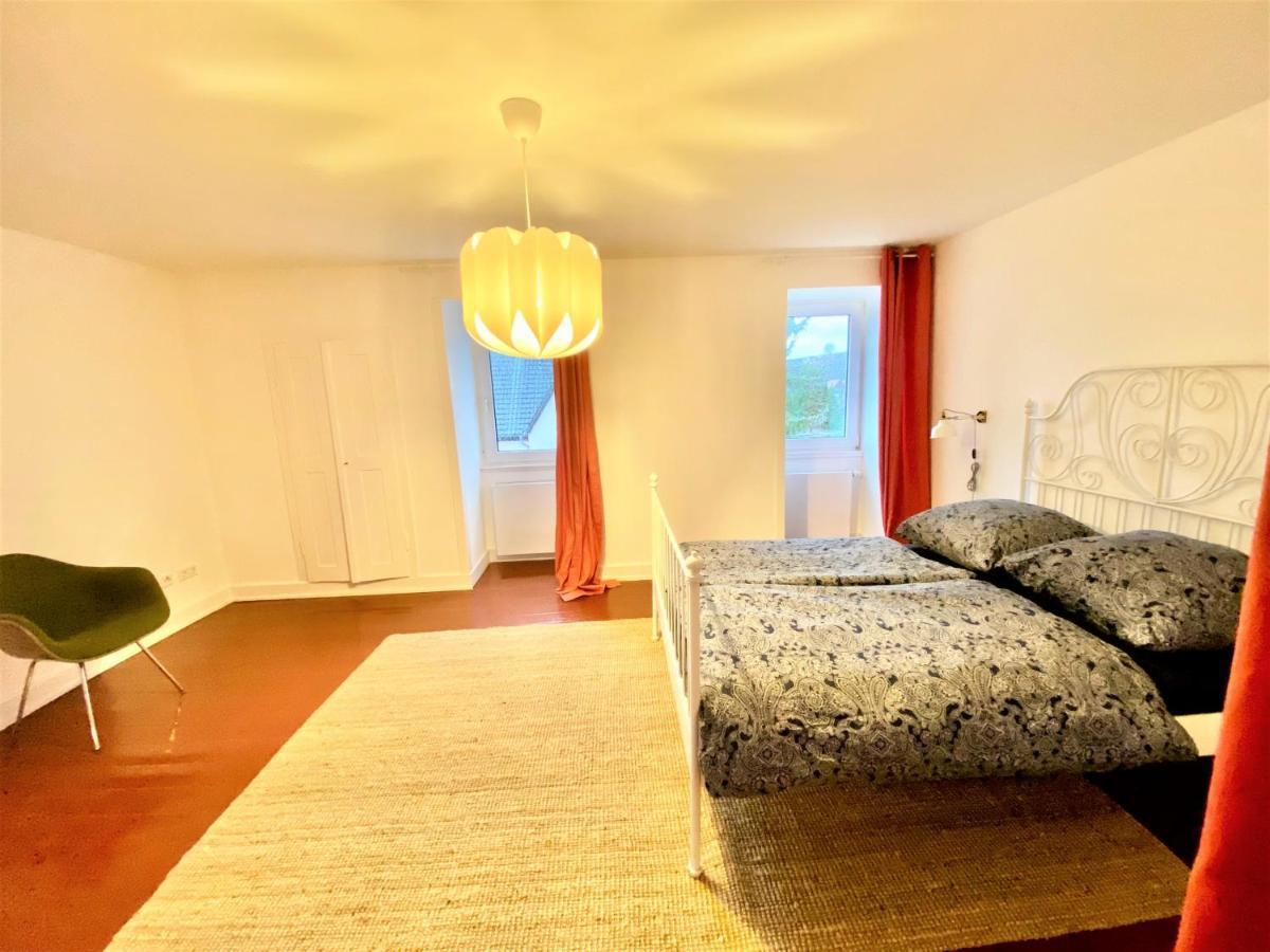 Mansard-Wohnung in Villa 2 Schlafzr, 85 m2, bis 4 Gäste ,Ferien- und Monteurwhg, Haustier möglich Hagen  Exterior foto